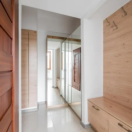 Metro Mlynow Comfort By Bookinghost Appartement *