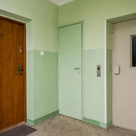 Metro Mlynow Comfort By Bookinghost Apartman Varsó