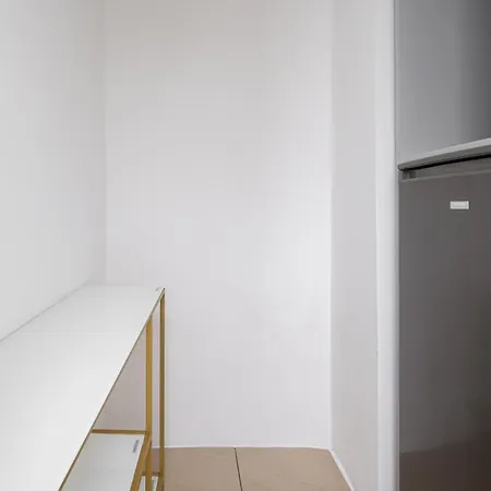 Metro Mlynow Comfort By Bookinghost Apartment Warschau