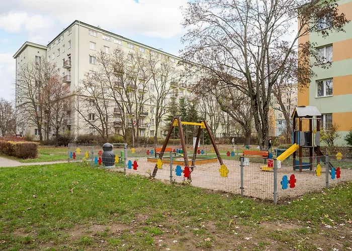 Metro Mlynow Comfort By Bookinghost Apartman