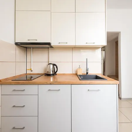 Metro Mlynow Comfort By Bookinghost Apartment Warsaw